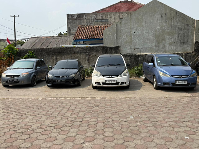 Bengkel Proton Center Jatiasih, Bekasi, Jawa Barat. Foto: Alvian Yoga Yulianto/kumparan