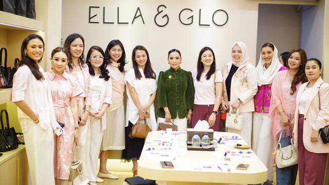 WomenIn dan VASTA Group sukses hadirkan event In Good Company — An Afternoon with Ella & Glo, sebuag intimate gathering yang mempertemukan 12 perempuan lintas profesi di butik Ella & Glo, The Dharmawangsa Square, Jakarta Selatan, Sabtu (22/8). Foto: WomenIn