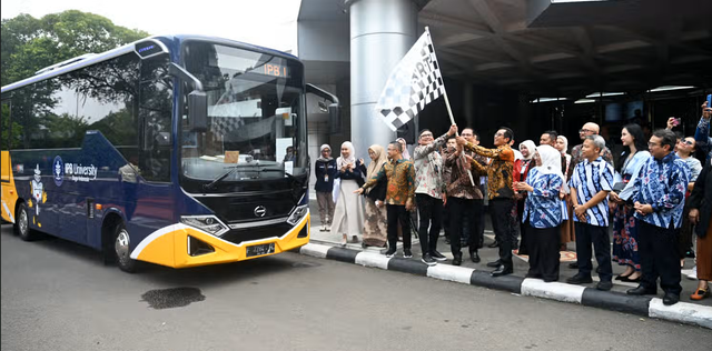 Rayakan Dies Natalis ke-63, IPB University Tambah Armada Bus dan Ambulans