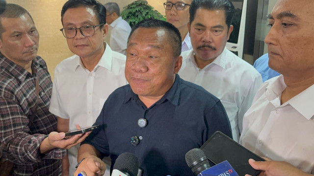 Relawan Gerakan Cinta Prabowo Adukan Budi Arie ke Bareskrim Polri, Rabu (2/9/2026). Foto: Rayyan Farhansyah/kumparan