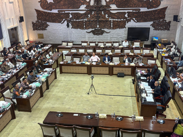 Suasana rapat kerja Komisi XI DPR RI dengan Kementerian PPN/Bappenas di Kompleks Parlemen, Senayan, Jakarta, Rabu (2/9/2026). Foto: Joakhim Tharob/kumparan