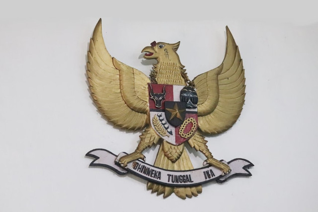 Ilustrasi Makna Lambang Bintang Pancasila, Foto:Unsplash/Mufid Majnun