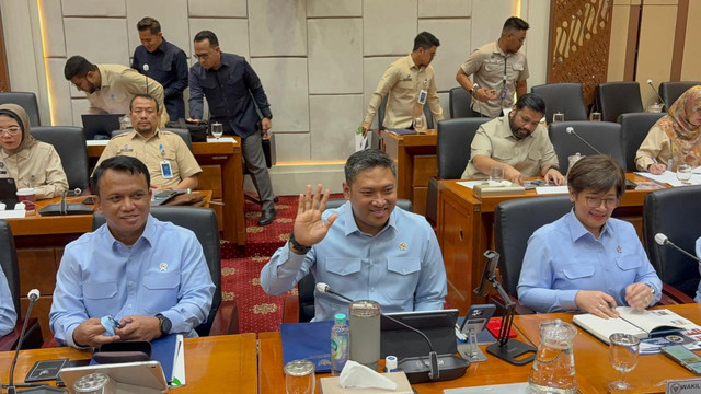 Suasana rapat kerja Komisi IX DPR dengan Kepala BGN Sudaryono di Kompleks Parlemen, Senayan, Jakarta, Kamis (3/9/2026). Foto: Nasywa Athifah/kumparan