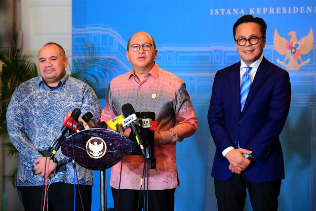 Pimpinan Badan Pengelola Investasi Nasional Daya Anagata Nusantara (Danantara) di Istana Merdeka, Jakarta, pada Rabu, 5 Maret 2025 (Sumber foto: BPMI Setpres/setneg.go.id)