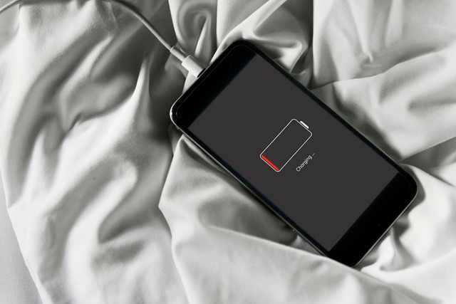 Ilustrasi battery health atau kesehatan baterai. Foto: Unsplash