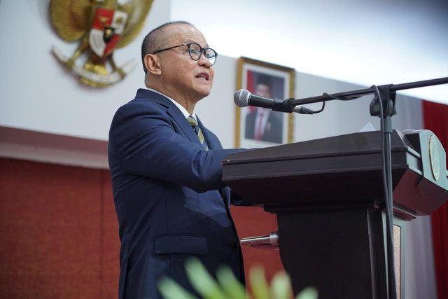 Menteri P2MI Mukhtarudin dalam Forum "Pasti Ada Solusi" yang berlangsung di Kedutaan Besar Republik Indonesia (KBRI) Kuala Lumpur, Malaysia, Jumat (4/9/2026). Foto: Dok. Kementerian P2MI