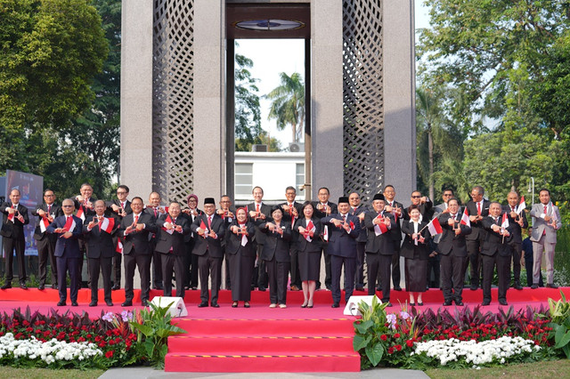 Peluncuran Kartu Kredit Indonesia (KKI) oleh Bank Indonesia bersama industri sistem pembayaran pada 17 Agustus 2026. Sumber/Kredit Foto: Bank Indonesia.