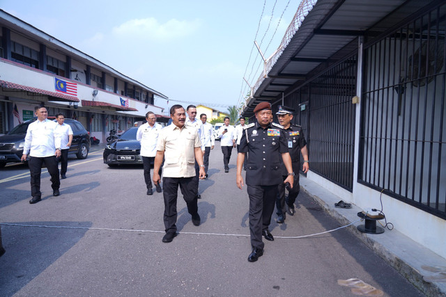Menteri Imigrasi dan Pemasyarakatan Agus Andrianto pastikan percepatan pemulangan 46 Pekerja Migran Indonesia (PMI) bermasalah dari Depot Tahanan Imigresen Semenyih, Malaysia, usai tinjau langsung dan koordinasi dengan JIM, Jumat (4/9/2026). Foto: Dok. Kementerian Imigrasi dan Pemasyarakatan