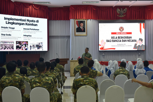 Dokumentasi kegiatan pembekalan dan sosialisasi bela negara di lingkungan Kementerian Pertahanan. Dok. Istimewa.