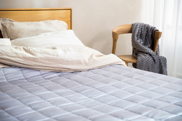 IlustrasiKenapa Sprei Perlu Sering Diganti? Unsplash.com/Slaapwijsheid.nl