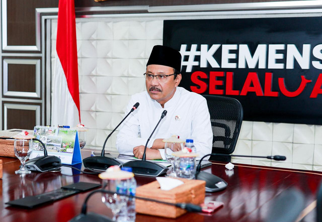 Mensos Saifullah Yusuf (Gus Ipul) di kantor Kemensos, Jakarta, Minggu (6/9/2026). Foto: Kemensos RI