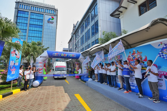 PGN melepas food truck berbahan bakar Compressed Natural Gas (CNG) dalam gelaran City Gas Tour di Jakarta pada Jumat (4/9). Foto: Dok. Pertamina