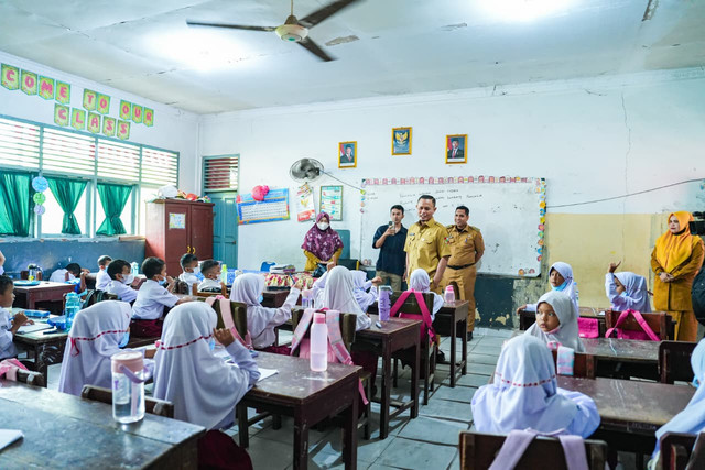 Wali Kota Pekanbaru Agung Nugroho terapkan Pembelajaran Jarak Jauh (PJJ) selama dua hari pada 7-8 September 2026 demi utamakan kesehatan anak di tengah dampak kualitas udara, Ahad (6/9/2026). Foto: Diskominfo Pekanbaru