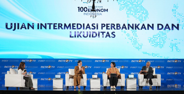 Gambar Gubernur Bank Indonesia bersama Ketua Dewan Komisioner OJK dan Ketua Dewan Komisioner LPS dalam Sarasehan 100 Ekonom Indonesia bertajuk Ujian Intermediasi Perbankan dan Likuiditas, Sumber : Website Bank Indonesia-Publikasi Ruang Media