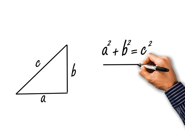 Ilustrasi mathematics, math, pythagoras. Foto: Pixabay