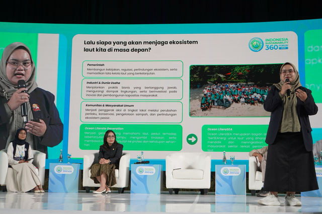 Pertamina International Shipping (PIS) gelar program Ocean LiteraSEA untuk anak-anak di pesisir pantai. Foto: Dok. Pertamina