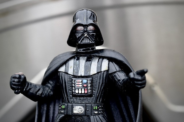 Ilustrasi star wars, darth vader, villain action figure. Foto: Pixabay