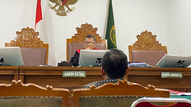 Sidang praperadilan jilid III eks Wakil Kepala BGN Lodewyk Pusung di Pengadilan Negeri Jakarta Selatan, Rabu (9/9/2026). Foto: Nabilah Siti/kumparan