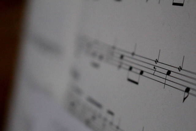 Ilustrasi lirik lagu From This Star IU. Foto: Unsplash.com/William Parsons