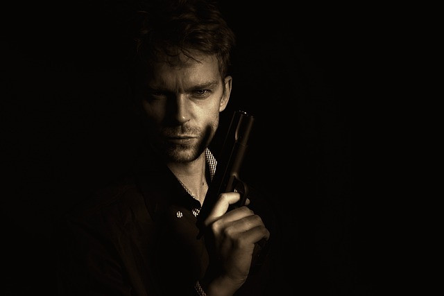 Ilustrasi man, gun, military. Foto: Pixabay