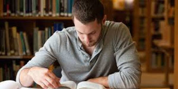 sumber: https://static9.depositphotos.com/1518767/1119/i/950/depositphotos_11193556-stock-photo-male-student-researching-with-a.jpg