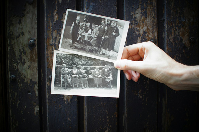 Ilustrasi Prompt foto jadul 80-an. Foto: Unpslash.com/Cheryl Winn-Boujnida