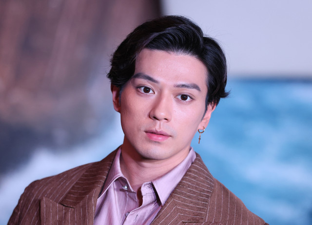 Aktor Jepang-AS Mackenyu menghadiri acara penggemar Netflix "One Piece: Into the Grand Line" di United Theater On Broadway, Los Angeles, AS, Kamis (26/2/2026). Foto: Jean-Baptiste Lacroix/AFP