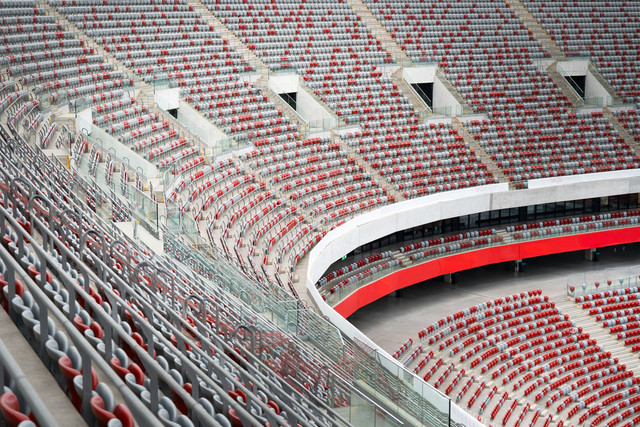Suasana stadion sepak bola (Foto: Jakub Zerdzicki/Pexels)