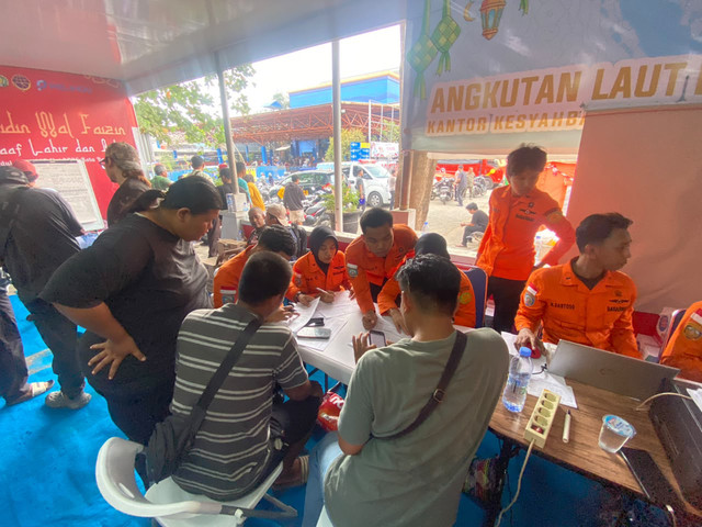 Suasana posko SAR di Banjarmasin, pada Minggu (13/9/2026). Foto: kumparan