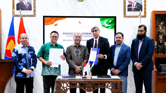 Penandatanganan MoU sektor kesehatan antara Indonesia dengan Pakistan. Foto: DOK. KJRI Karachi