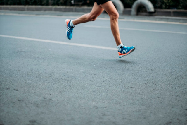 Ilustrasi Pelari Kalcer Artinya, Foto:Unsplash/sporlab