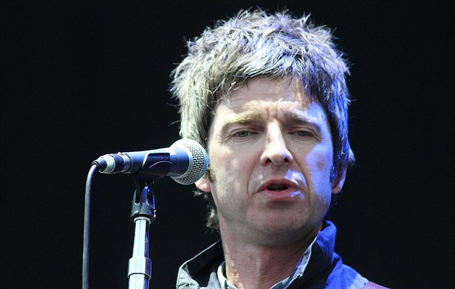 Potret wajah Noel Gallagher. Sumber: Creative Commons Attribution 2.0 (August 19, 2012), oleh Sean Reynolds, url: https://creativecommons.org/licenses/by/2.0.