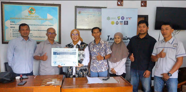 Tim IndoDairy 2 IPB dan KPSP Saluyu Tingkatkan Kualitas Layanan Koperasi 