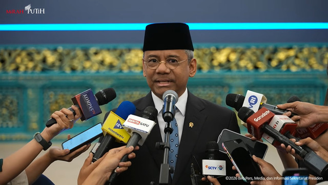 Menteri Keuangan Suahasil Nazara memberikan keterangan pers usai mengikuti Pelantikan Menteri dan Wakil Menteri Kabinet Merah Putih di Istana Negara, Jakarta, Senin (14/9/2026). Foto: Youtube/Sekretariat Presiden