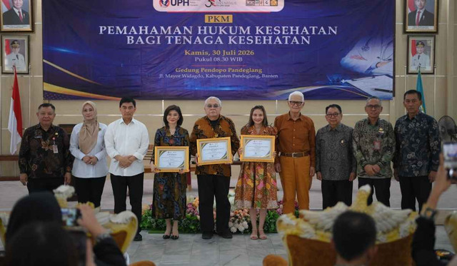 Fakultas Hukum Universitas Pelita Harapan (FH UPH) menyelenggarakan Pengabdian Kepada Masyarakat (PKM) bertajuk “Pemahaman Hukum Kesehatan bagi Tenaga Kesehatan” di Gedung Pendopo Kabupaten Pandeglang, Banten, pada 30 Juli 2026.