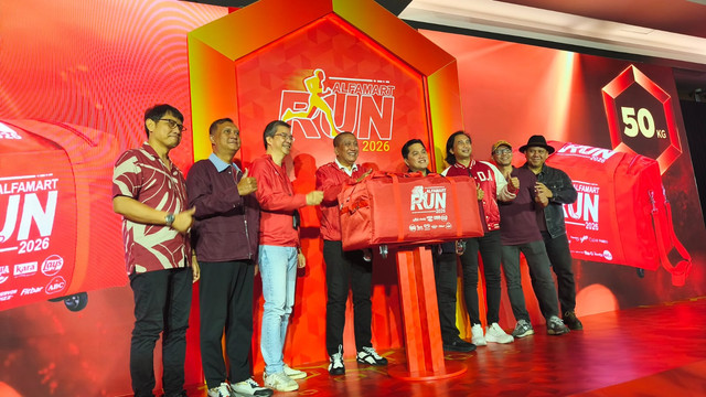 Konferensi pers Alfamart Run 2026 di Alfa Tower, Senin (14/9). Foto: dok. Alfamart