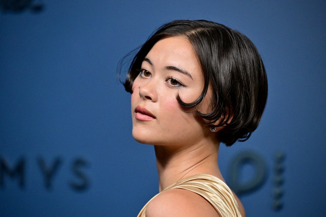 Potongan rambut baby bob Lukita Maxwell di Primetime Emmy Awards 2026. Foto: AFP