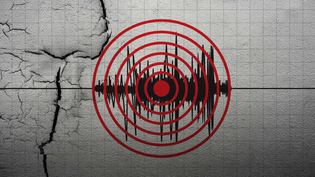 Ilustrasi peringatan gempa Megathrust. Foto: leolintang/Shutterstock.com.
