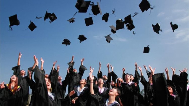 Perayaan wisuda (www.pexels.com)