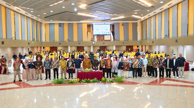Universitas Terbuka gelar Seminar Nasional Sekolah Vokasi Universitas Terbuka 2026 bertema "Learn, Link, Lead: Empowering Vocational Talent through Academia-Industry Collaboration" di Universitas Terbuka Convention Center (UTCC), Pondok Cabe, Tangerang Selatan pada Selasa (15/9). Foto: Dok. Istimewa