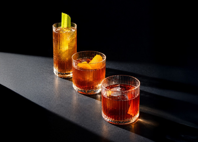 Ragam menu koktail saat Negroni Week di Padma Hotels. Foto: dok. Padma Hotels