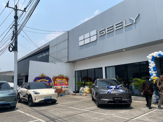 Seremoni peresmian diler 3S Geely di Bekasi, Jawa Barat (16/9/2026). Foto: Sena Pratama/kumparan