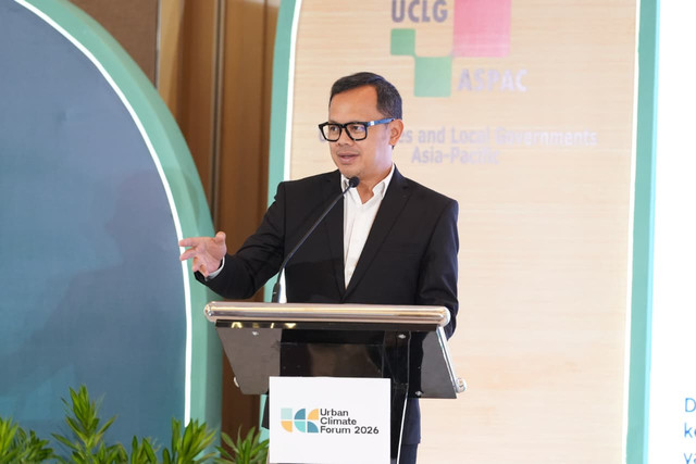 Wamendagri Bima Arya Sugiarto dorong kepala daerah selaraskan pertumbuhan ekonomi dengan prinsip pembangunan berkelanjutan dan tata kelola berbasis iklim dalam Urban Climate Forum 2026 di Jakarta, Rabu (16/9/2026). Foto: Dok. Kemendagri
