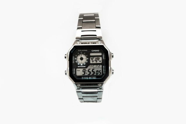 Ilustrasi cara mengatur jam tangan digital. Foto: Unsplash.