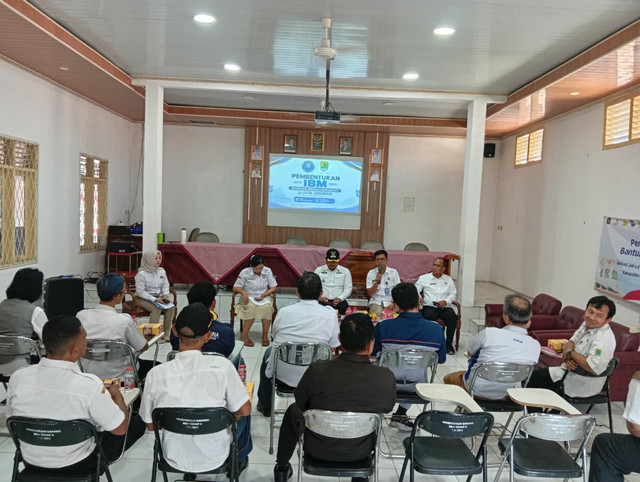 Rapat Pembentukan Intervensi Berbasis Masyarakat (IBM) di Desa Sirnabaya, Kecamatan Telukjambe Timur. Foto: Dok BNNK Karawang