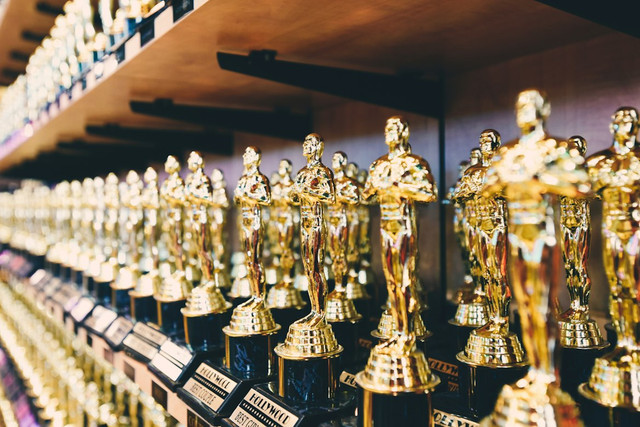 Ilustrasi pemenang Emmy Awards 2026. Foto: Unsplash.com/tommao wang