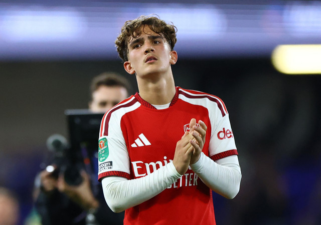 Max Dowman merayakan kemenangan Arsenal setelah pertandingan melawan Ipswich Town. Foto: Hannah McKay/REUTERS