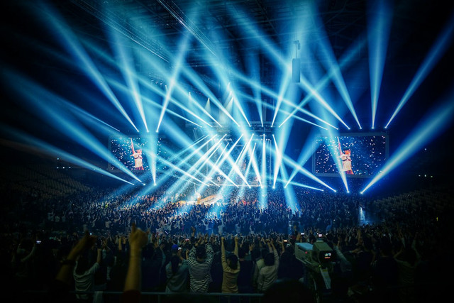 Ilustrasi jadwal war tiket BIGBANG Jakarta 2027, foto bukan konser yang sebenarnya: Unsplash/Sung Jin Cho