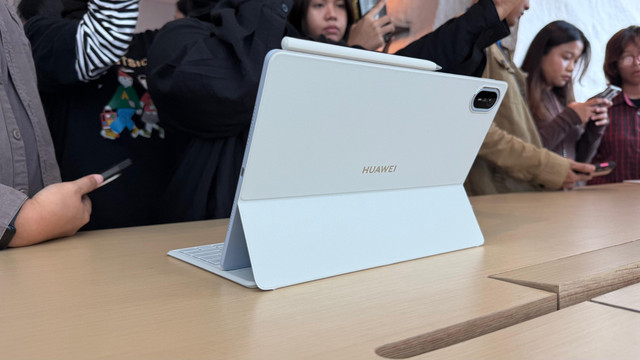 HUAWEI MatePad Air (2026). Foto: Kevin S. Kurnianto/kumparan.