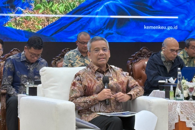 Menteri Keuangan Suahasil Nazara saat Konferensi Pers APBN KiTa edisi September 2026 di Kantor Kementerian Keuangan, Jumat (18/9/2026). Foto: Nur Pangesti/kumparan